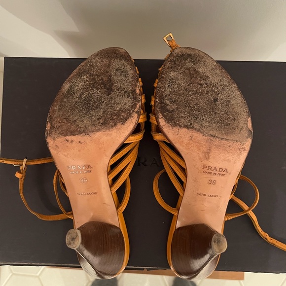 Prada | Orange Basketweave Ankle wrap Wooden Heels - Picture 5 of 6